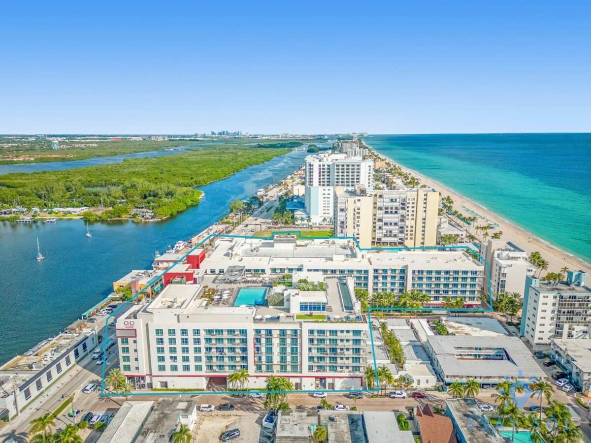 NEW!! Beachfront Condo Resort - ROOFTOP POOL Hollywood Exterior foto