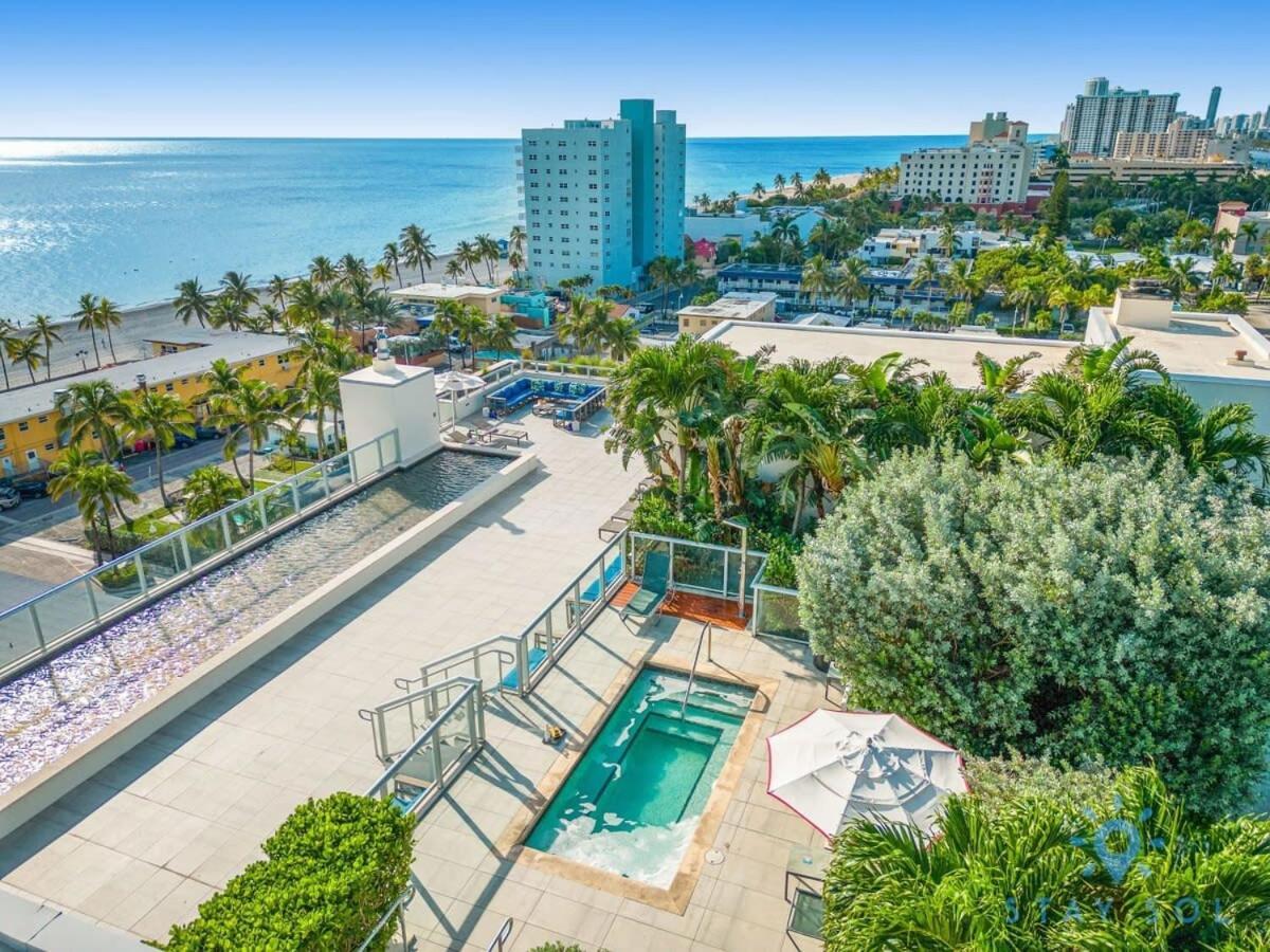 NEW!! Beachfront Condo Resort - ROOFTOP POOL Hollywood Exterior foto
